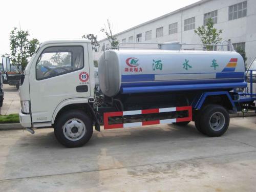 關于程力灑水車養(yǎng)護小竅門