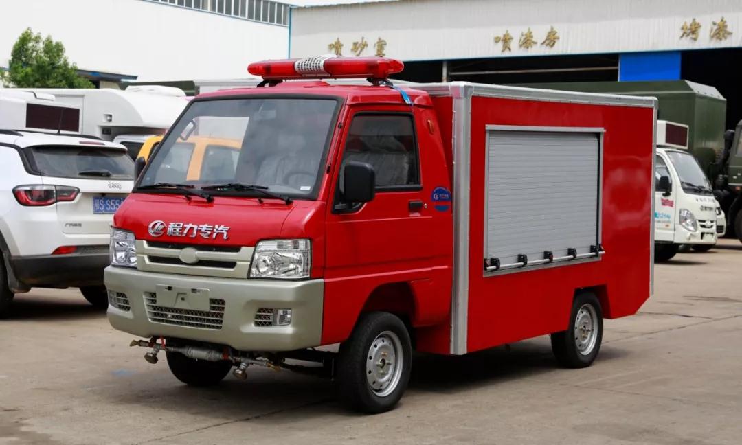 程力新能源人工智能搶險救援車首批訂單圓滿交車，為國家電網(wǎng)提供一流產(chǎn)品
